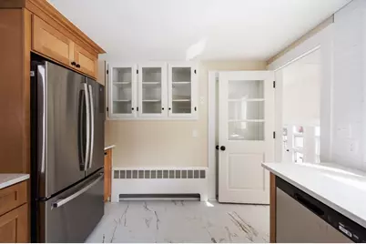 443 Thompson St, Halifax, MA 02338 - Photo 7