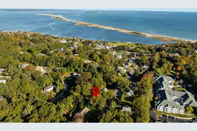 17 Sunrise Ave, Plymouth, MA 02360 - Photo 9