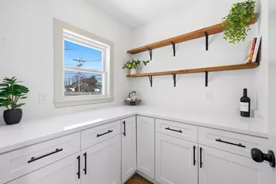 61 Nahant St, Wakefield, MA 01880 - Photo 5