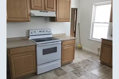 23 Bowdoin St #2, Medford, MA 02155 - Photo 5