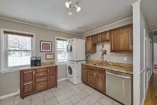 26 Shute Path, Newton, MA 02459 - Photo 5