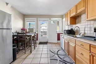 31 Weston St, Waltham, MA 02453 - Photo 5