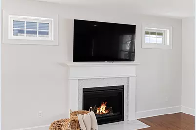 8 Bunker Ln, Lakeville, MA 02347 - Photo 11