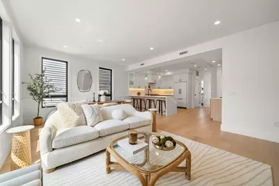 136 West Eighth #Four, Boston, MA 02127 - Photo 3