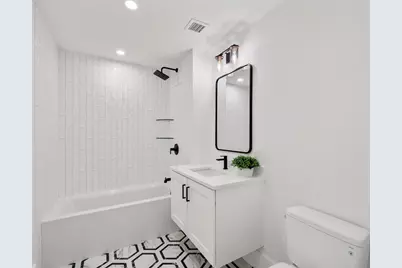 136 West Eighth #Four, Boston, MA 02127 - Photo 13