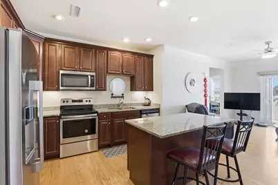 2 Francis Dr #405, Andover, MA 01810 - Photo 3