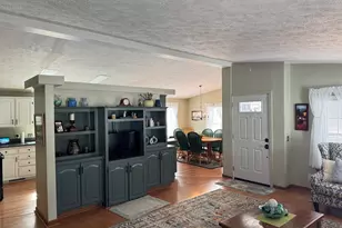 20 Woodridge Rd, Plainville, MA 02762 - Photo 13