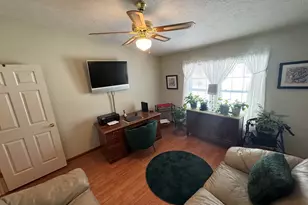 20 Woodridge Rd, Plainville, MA 02762 - Photo 29