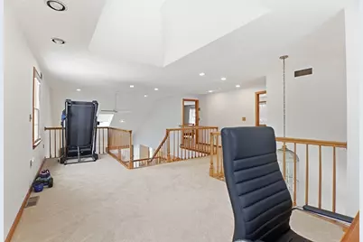 44 Kensington Ave, Westfield, MA 01085 - Photo 19