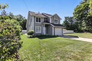 44 Kensington Ave, Westfield, MA 01085 - Photo 3