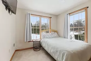 44 Kensington Ave, Westfield, MA 01085 - Photo 15