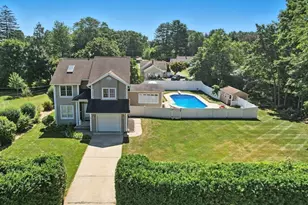 44 Kensington Ave, Westfield, MA 01085 - Photo 1