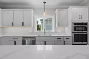 22 Pleasant, Mansfield, MA 02048 - Photo 7