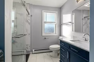 231 Lapham St, Fall River, MA 02721 - Photo 9