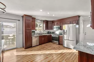 231 Lapham St, Fall River, MA 02721 - Photo 1