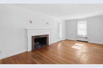 67 Longfellow Rd, Watertown, MA 02472 - Photo 5