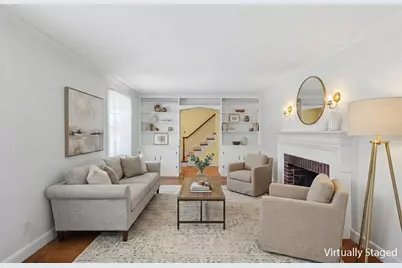 67 Longfellow Rd, Watertown, MA 02472 - Photo 3