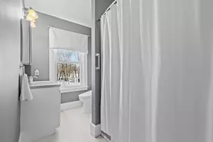 16 Bancroft Park, Hopedale, MA 01747 - Photo 19