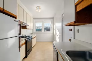 52 Babcock, Brookline, MA 02446 - Photo 11