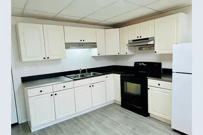 64 Jireh St #2W, New Bedford, MA 02745 - Photo 5