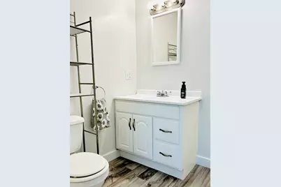64 Jireh St #2W, New Bedford, MA 02745 - Photo 9