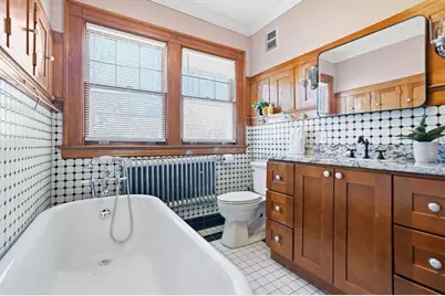 35 Spruceland Ave, Springfield, MA 01108 - Photo 23