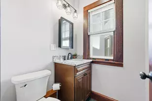 35 Spruceland Ave, Springfield, MA 01108 - Photo 17