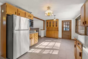 38 Garden Pkwy, Norwood, MA 02062 - Photo 15