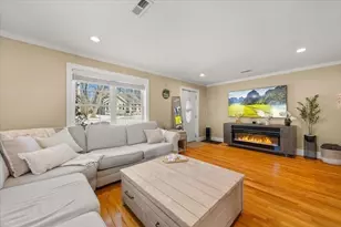 148 Chard St, Weymouth, MA 02189 - Photo 5