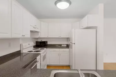 30 Franklin St #411, Malden, MA 02148 - Photo 3