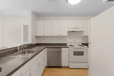 30 Franklin St #411, Malden, MA 02148 - Photo 5