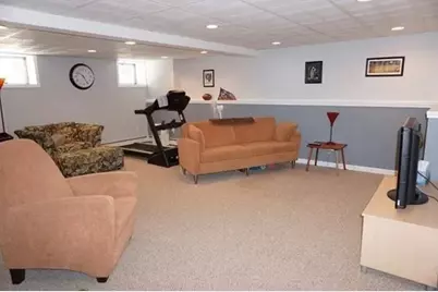 84 Chester St, Worcester, MA 01605 - Photo 13