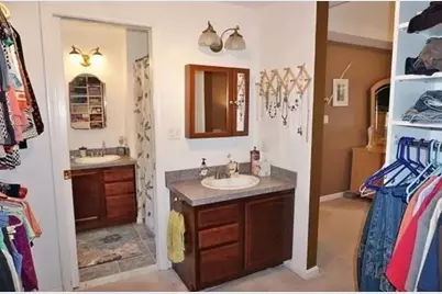 84 Chester St, Worcester, MA 01605 - Photo 7