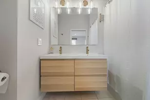 587 E 4th St, Boston, MA 02127 - Photo 13
