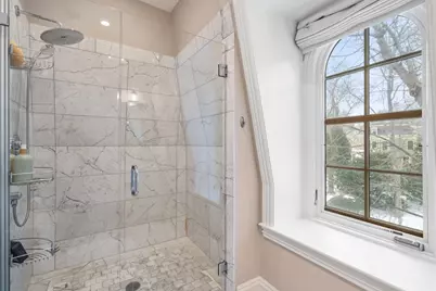 46 Mount Vernon Street #1, Cambridge, MA 02140 - Photo 17