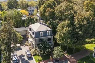 46 Mt Vernon St, Cambridge, MA 02140 - Photo 37