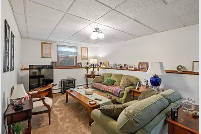 9 Cleveland Pl, Gloucester, MA 01930 - Photo 3