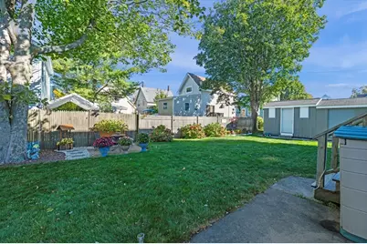 9 Cleveland Pl, Gloucester, MA 01930 - Photo 19