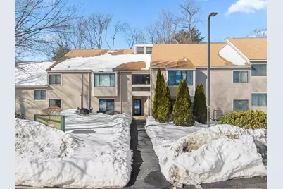 4 Thayer Pond Dr #20, Oxford, MA 01537 - Photo 1