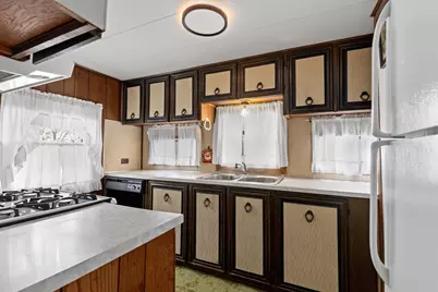 129 Pilgrim Tr, Plymouth, MA 02360 - Photo 15