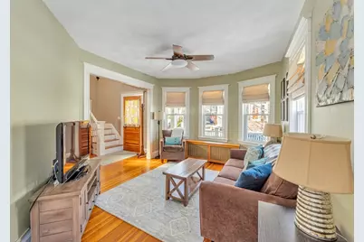 12 Leniston Street, Boston, MA 02131 - Photo 5