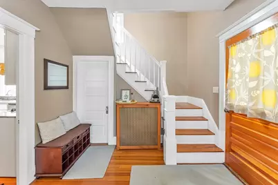 12 Leniston Street, Boston, MA 02131 - Photo 3