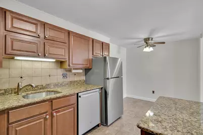 8 Old Colony Ln #2, Arlington, MA 02474 - Photo 3