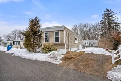 350 West Street #5, Ludlow, MA 01056 - Photo 1