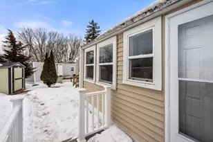 350 West St, Ludlow, MA 01056 - Photo 9