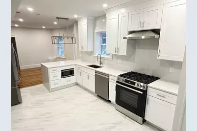 10 Beech St #4, Cambridge, MA 02140 - Photo 1