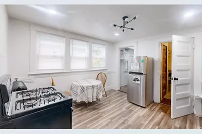 15 McLellan St, Boston, MA 02121 - Photo 27