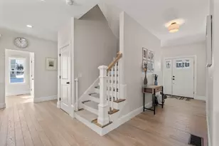 22 Taylor Ln, Rowley, MA 01969 - Photo 3