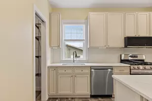 23 Leslie Rd, Worcester, MA 01605 - Photo 13