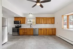 10 Barber St, Medway, MA 02053 - Photo 5